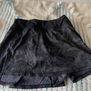 Lululemon pace rival skirt size 6 tall